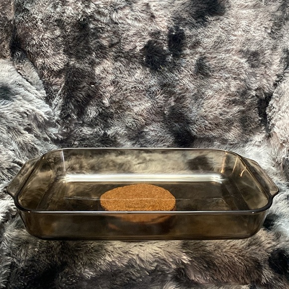 Pyrex Amber Brown Glass Baking Pan
Casserole Dish - Picture 12 of 12